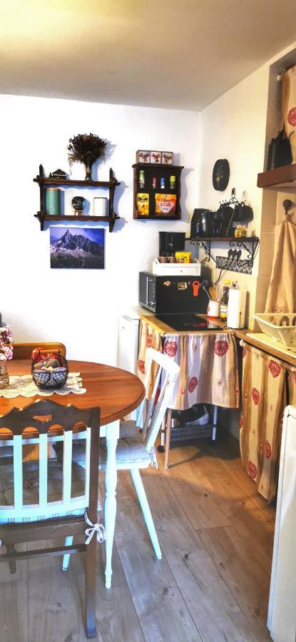 La Grange De Lina Apartment Grignon Екстериор снимка